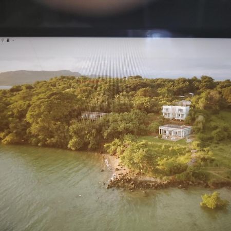 Hotel Riziky Antsiranana Exteriör bild