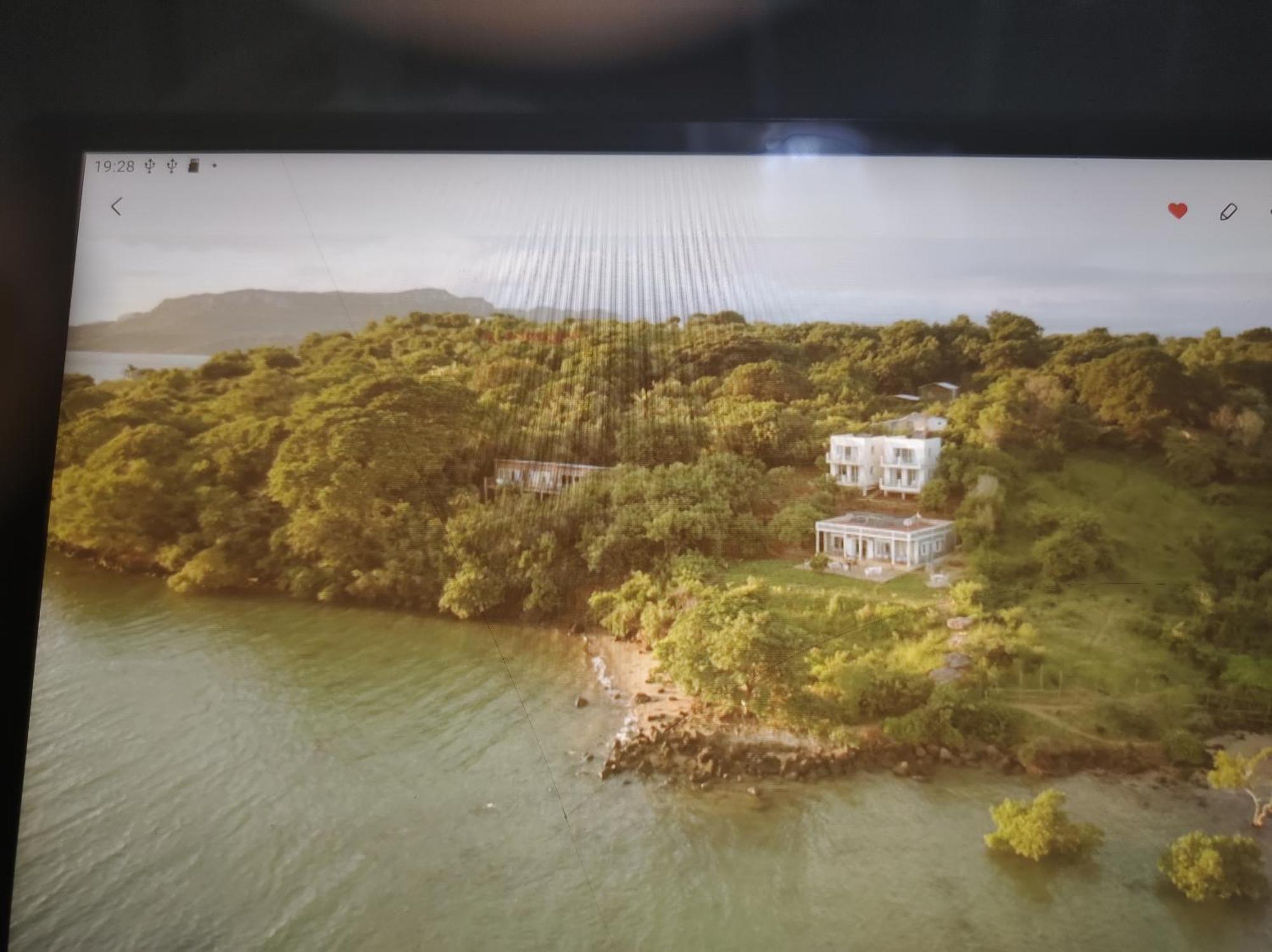 Hotel Riziky Antsiranana Exteriör bild